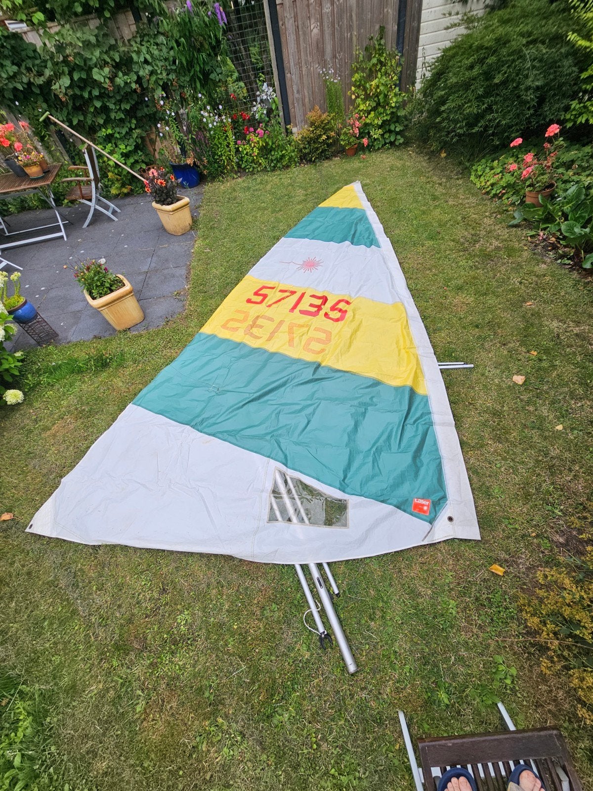Laser zeil met zeilnummer 57135, Watersport en Boten, Zeilen en Zeiltoebehoren, Gebruikt, Ophalen of Verzenden, 3 tot 6 meter