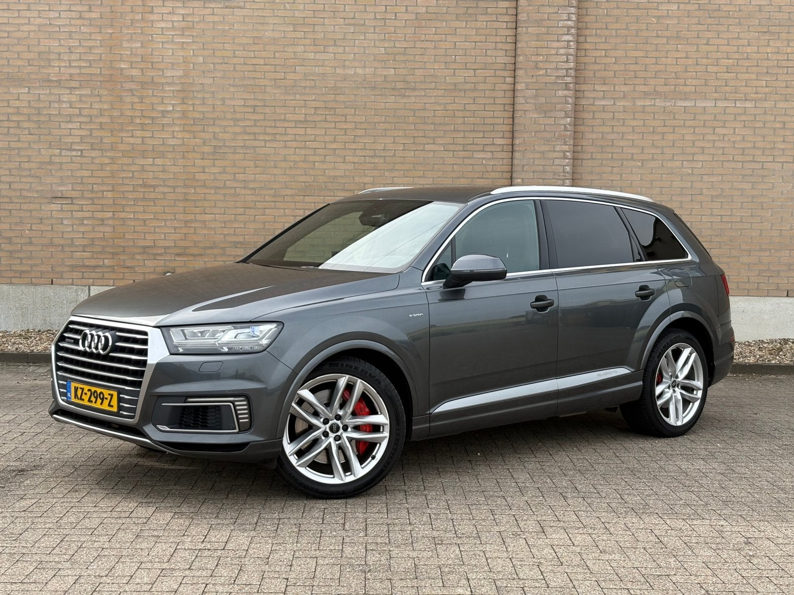Audi Q7 e-tron 3.0 TDI V6 | 374pk | Quattro Sport | S-Line+, Auto's, 258 pk, 2420 kg, Particulier, SUV of Terreinwagen