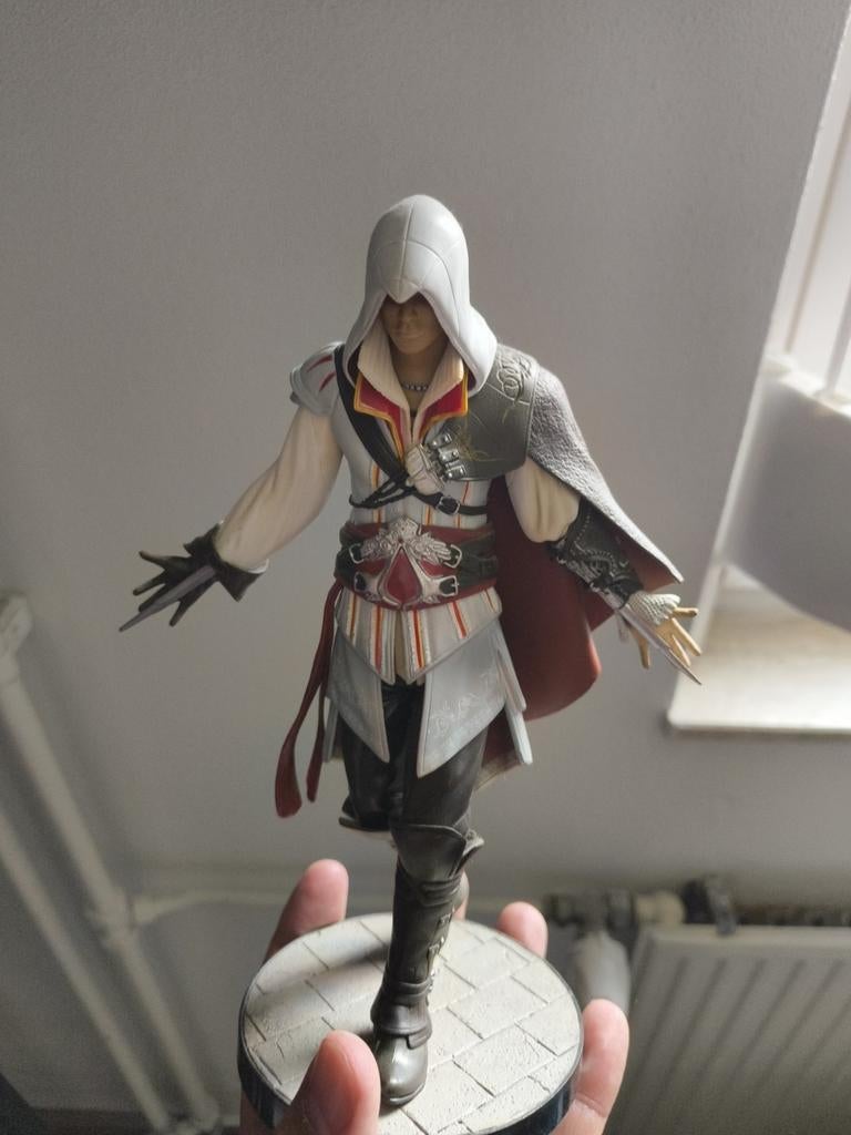 Assassin's Creed 2 Ezio Auditore Statue Beeldje, Ophalen of Verzenden, Gebruikt