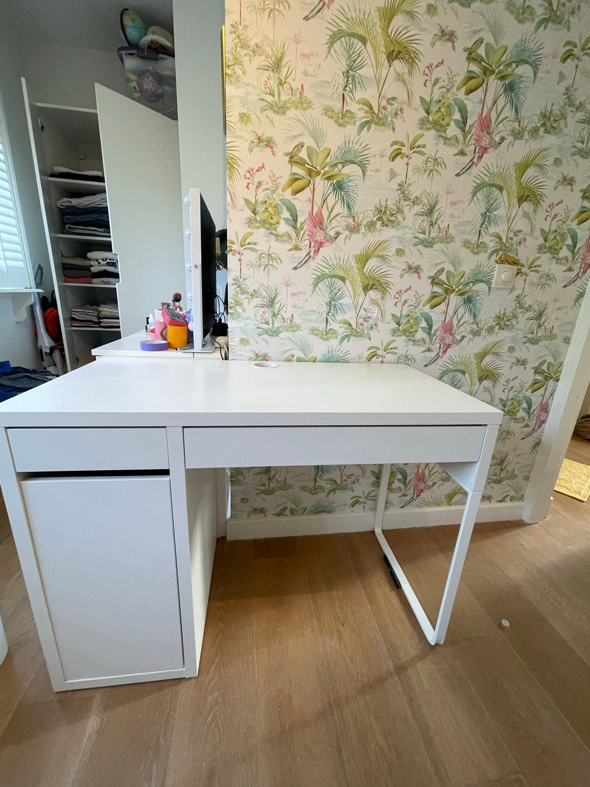 IKEA Micke bureau met lades en kast - Wit, Ophalen, Gebruikt, IKEA, Computerbureau