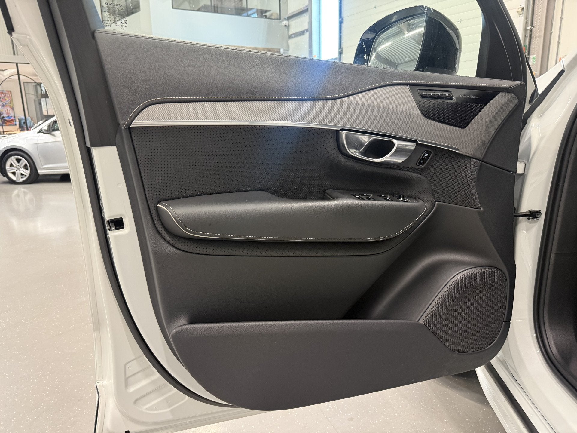 Foto 52 van Volvo XC90 T8 Recharge AWD R-Design PANO/TREKHAAK/SOH 93,7%/