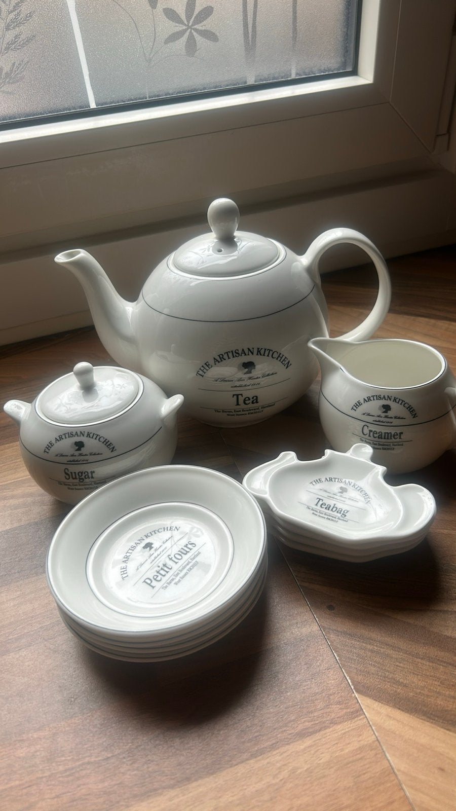 The Artisan Kitchen theeservies set, Overige merken, Keramiek, Ophalen of Verzenden, Zo goed als nieuw