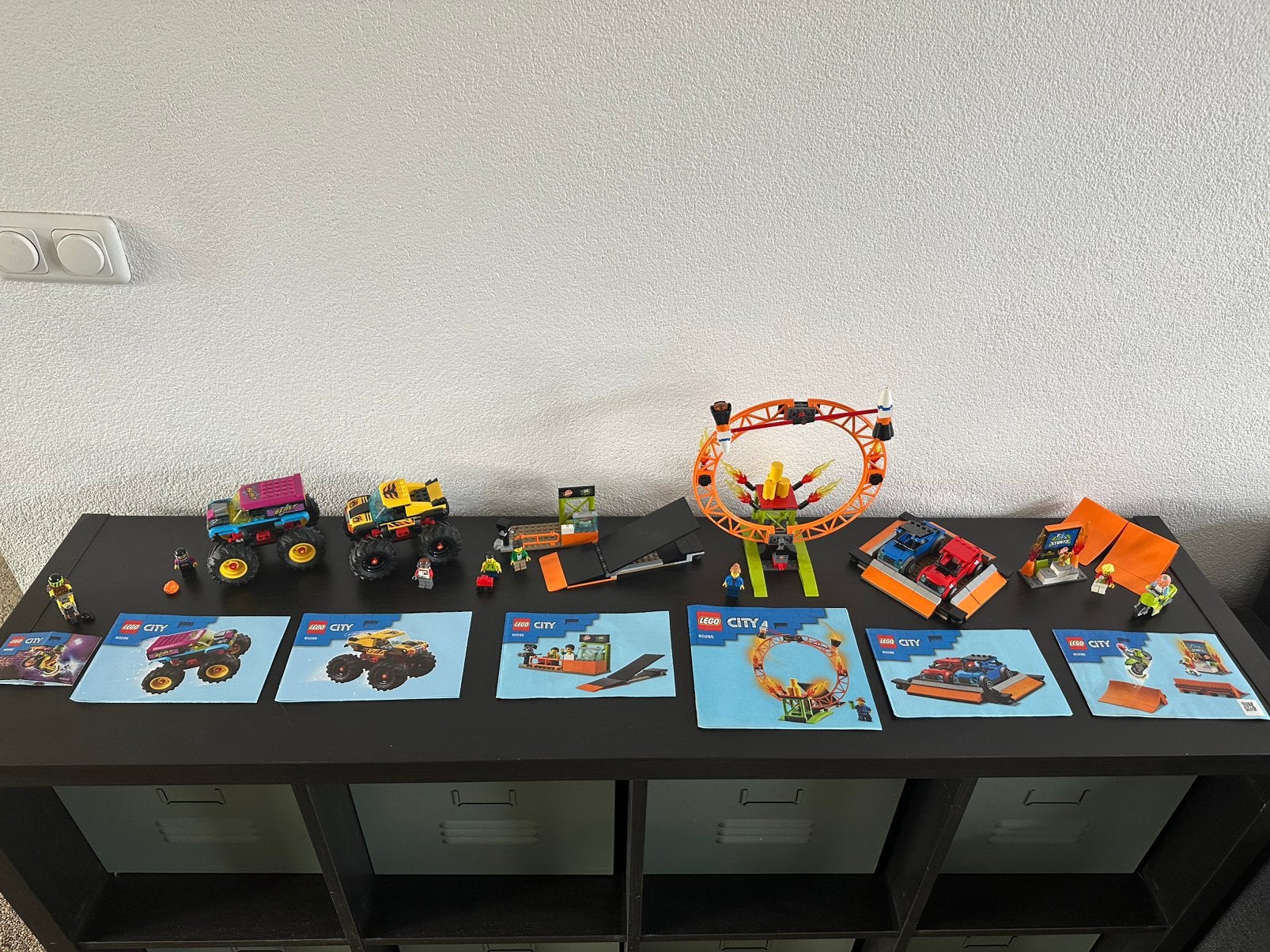 Lego City Stuntshow 60295 met extra motor, City, Lego, Ophalen of Verzenden, Zo goed als nieuw