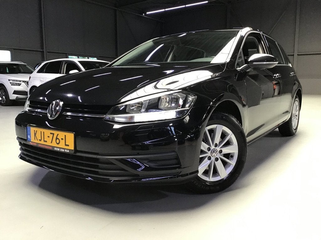 Volkswagen GOLF 1.0 TSI Trendline I Stoelverw. I Airco I Cru, Voorwielaandrijving, Gebruikt, Euro 6, 610 kg