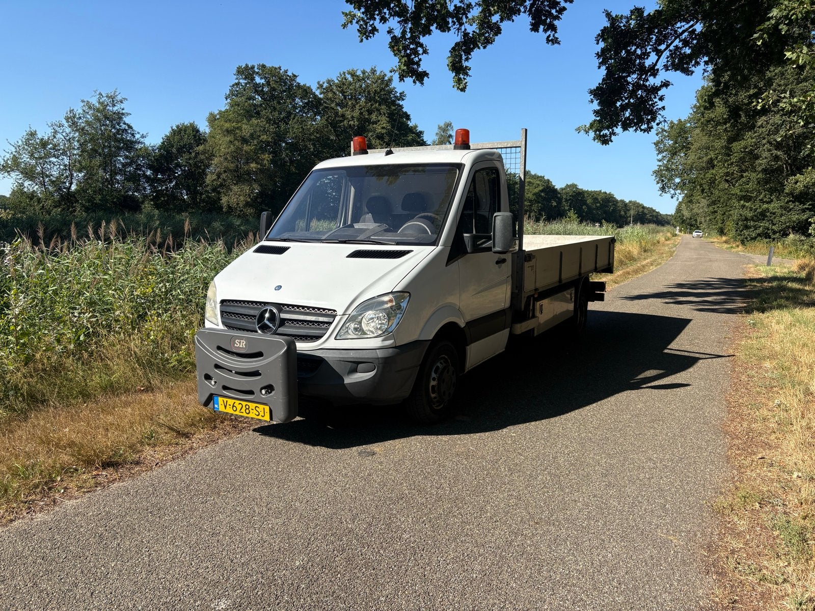 Mercedes-Benz Mercedes-benz 2011, 13 km/l, 1940 kg, Achterwielaandrijving, Overige bekleding
