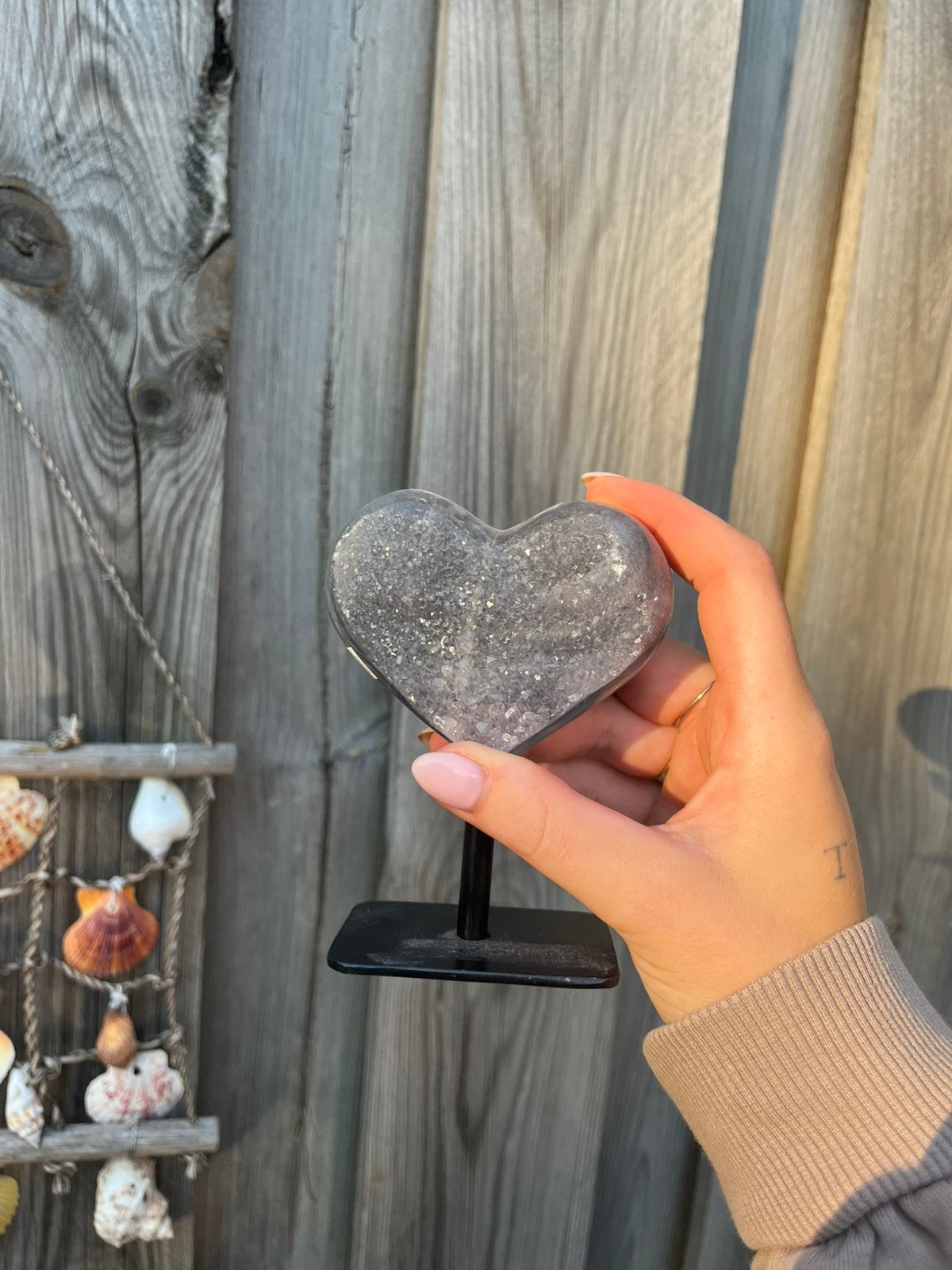 amethist hart op standaard, Sieraden, Tassen en Uiterlijk, Edelstenen, Ophalen of Verzenden, Zo goed als nieuw