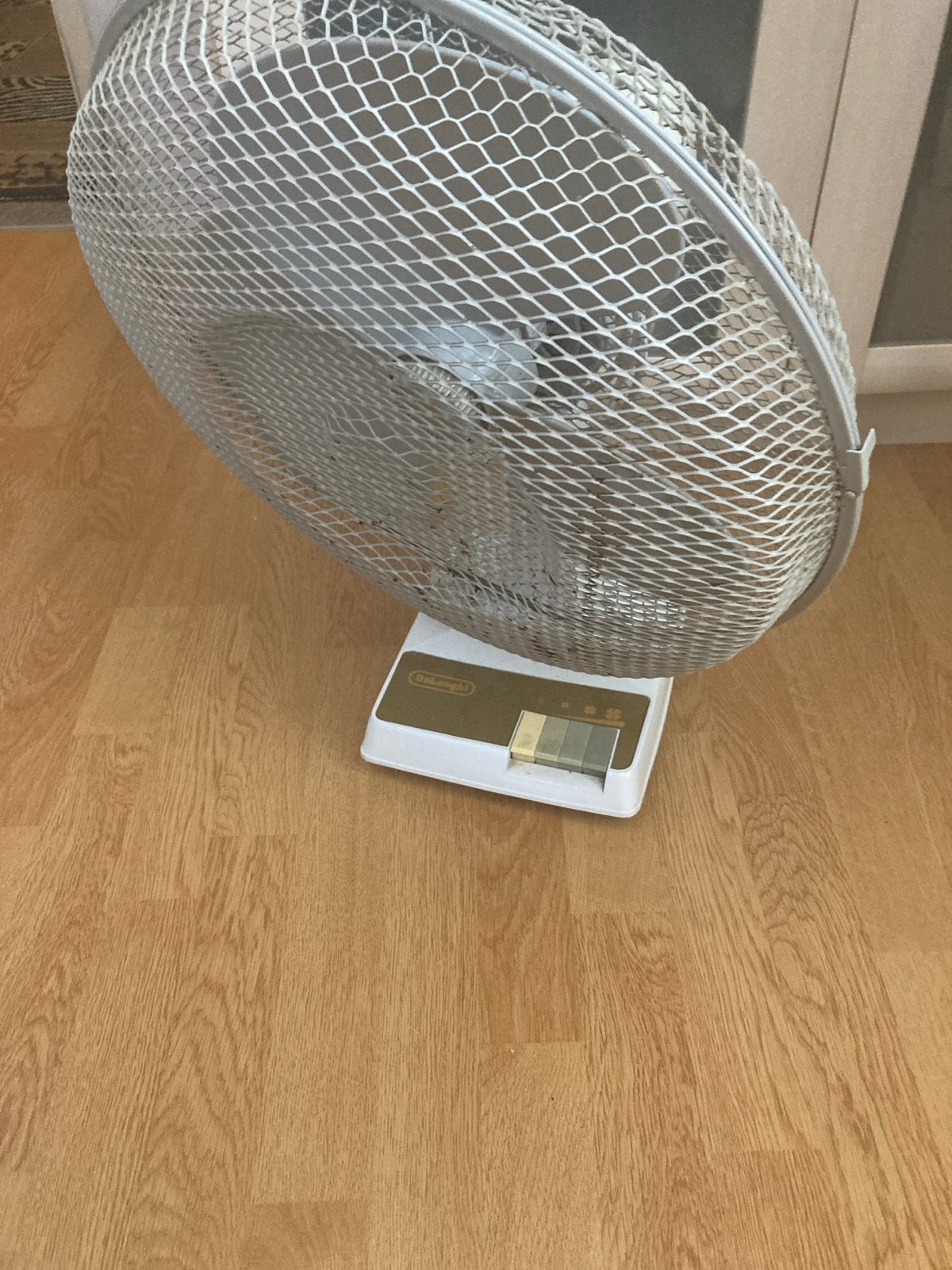 DeLonghi Tafelventilator - Compact en Krachtig, Ophalen of Verzenden, Gebruikt, Tafelventilator