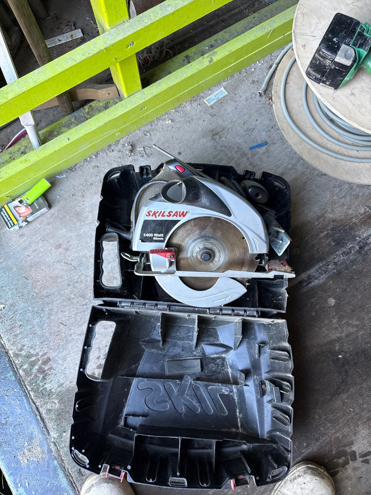 Skilsaw Cirkelzaag 1400 Watt met koffer, Gebruikt, Cirkelzaag, 70 mm of meer, Ophalen of Verzenden