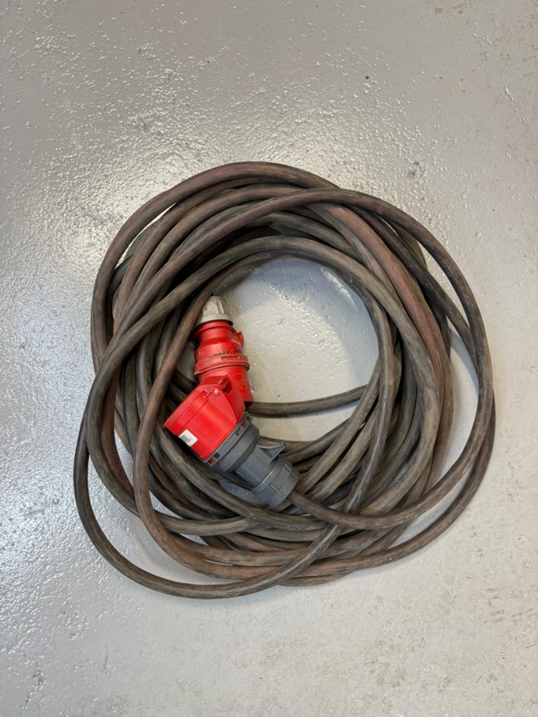 23 Meter 32A Verlengkabel 5 Fase 4mm2 Krachtstroom, Doe-het-zelf en Verbouw, Elektra en Kabels, Ophalen of Verzenden, Gebruikt
