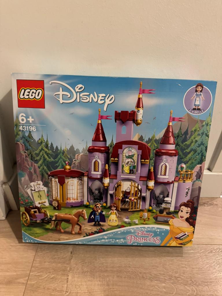 Nieuw Disney Lego Belle en het Beest kasteel (43196), Ophalen of Verzenden, Zo goed als nieuw