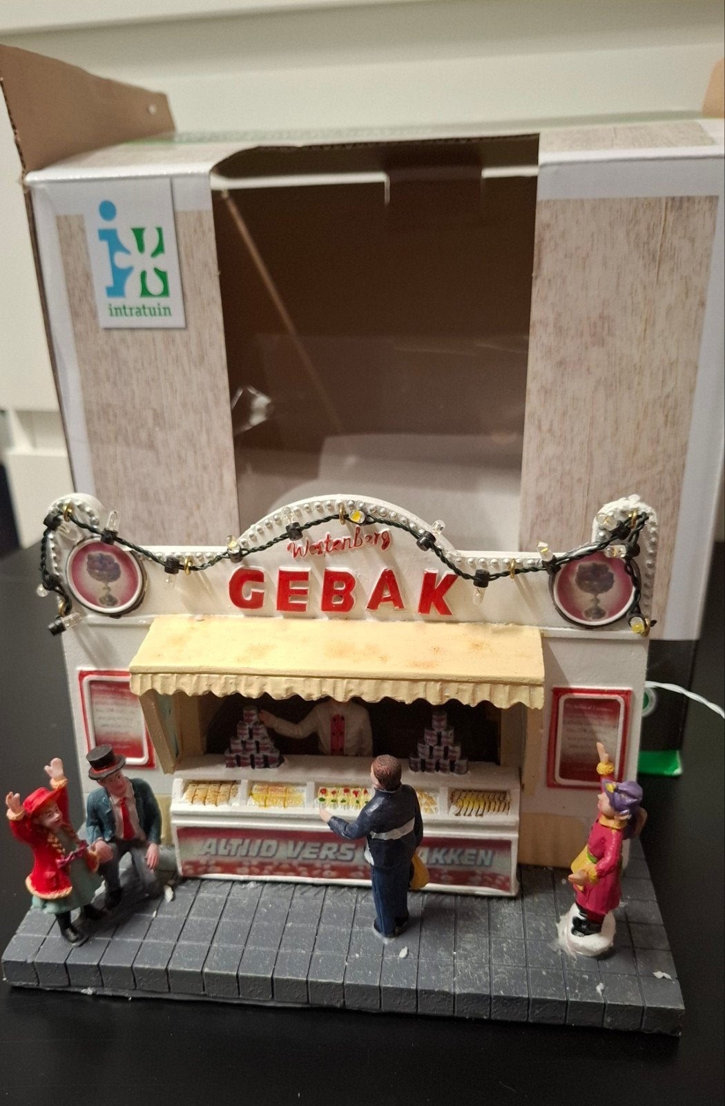 Intratuin kersthuisje Gebak kraam, Diversen, Ophalen