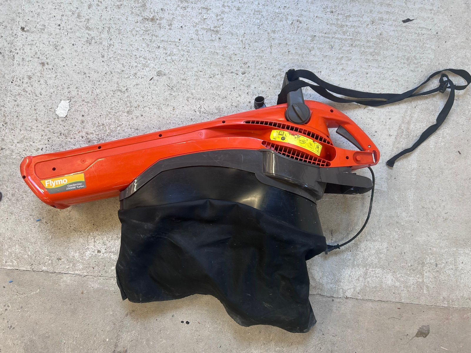 Prima Flymo 2500W bladblazer !, Gebruikt, Met opvangzak, Handgedragen, Ophalen of Verzenden