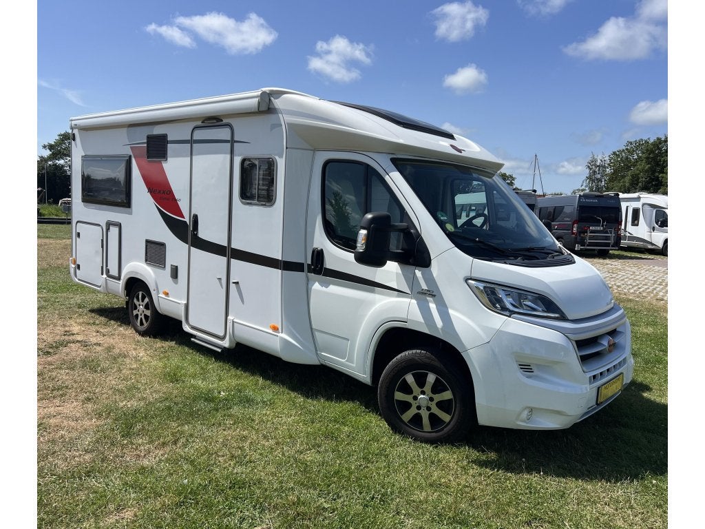 Bürstner Nexxo Time T660 | Nieuwstaat | NL camper N, Caravans en Kamperen, Campers, Luifel, Fiat, 6 tot 7 meter, Bedrijf