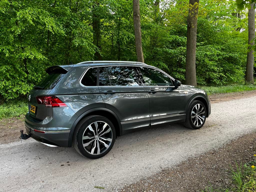 Volkswagen Tiguan 2.0 TSI 220pk 4Motion DSG 2018 Grijs, 4 cilinders, 1984 cc, 2500 kg, Vierwielaandrijving