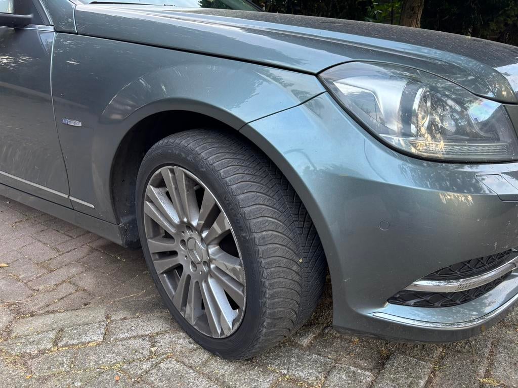 Mercedes-Benz C-Klasse C180 CGI (facelift) Estate AUT 2011, Auto's, Mercedes-Benz, Automaat, 1800 kg, 1796 cc, Leder