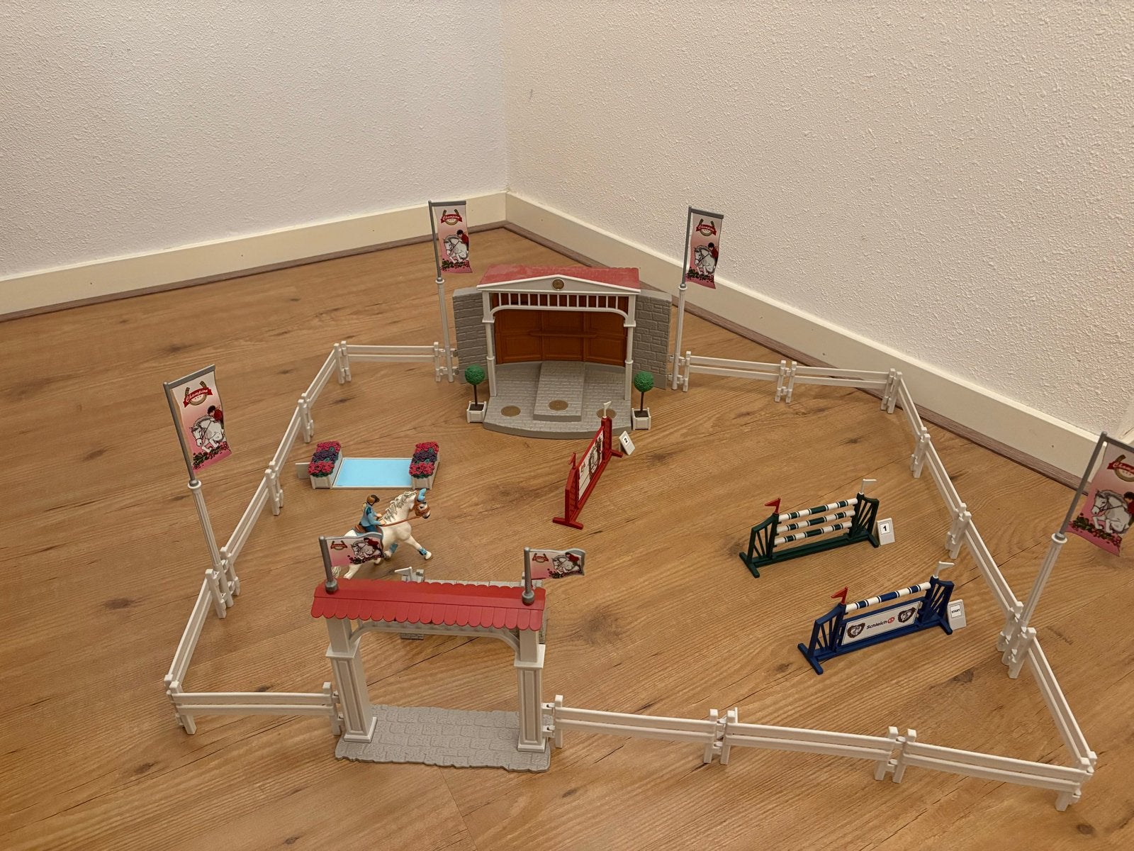 Grote Schleich collectie: paarden, boerderij, manege en meer, Ophalen, Zo goed als nieuw, Jongen of Meisje