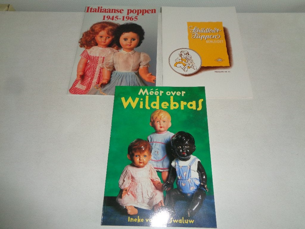 Boeken over poppen: Italiaanse, Wildebras, Schildpadpoppen, Ophalen of Verzenden, Nieuw, Overige typen