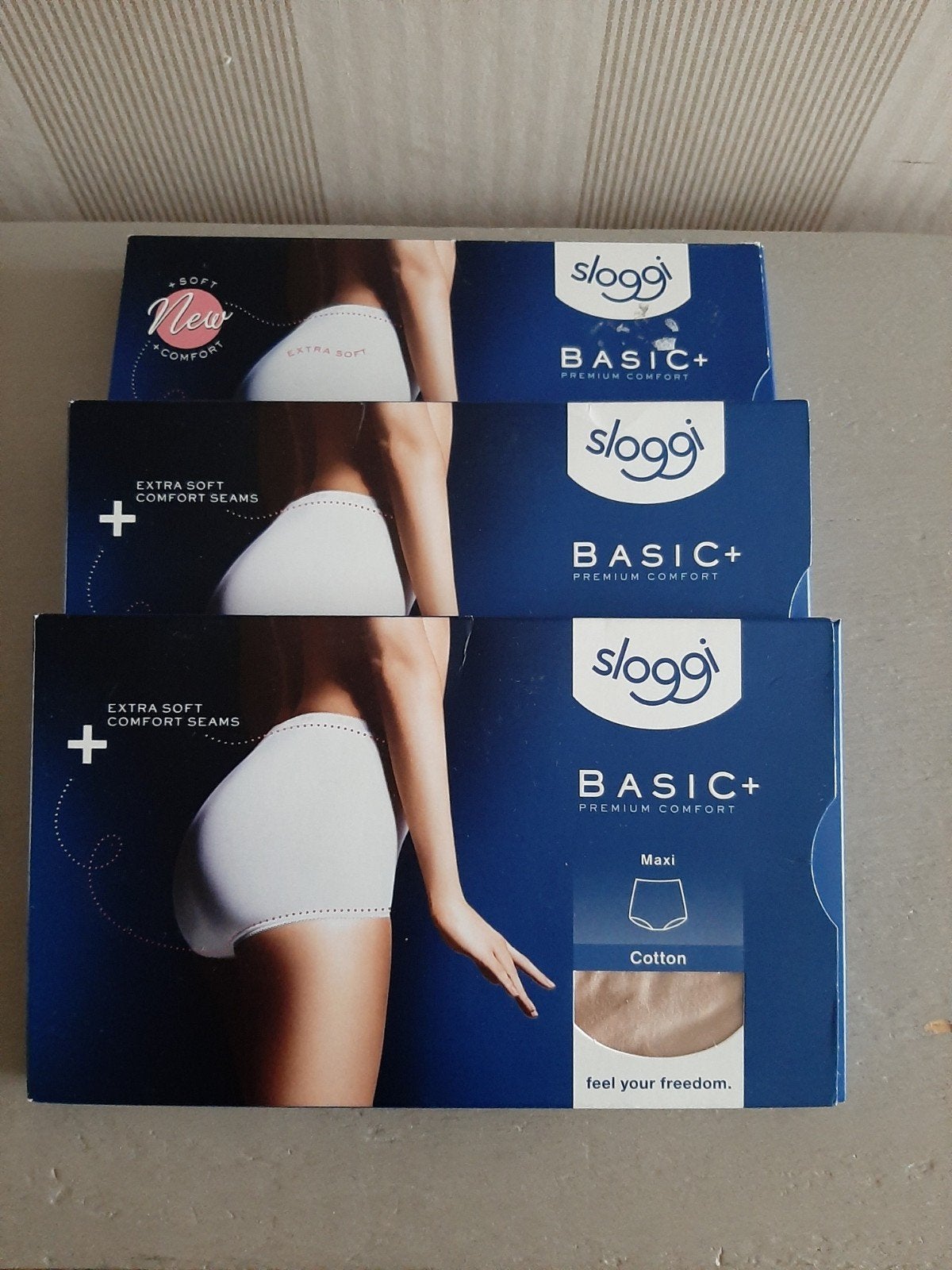 Nieuwe Sloggi Basic Maxi slip in maat 38 huidskleur 3 stuks., Kleding | Dames, Ondergoed en Lingerie, Sloggi, Ophalen of Verzenden