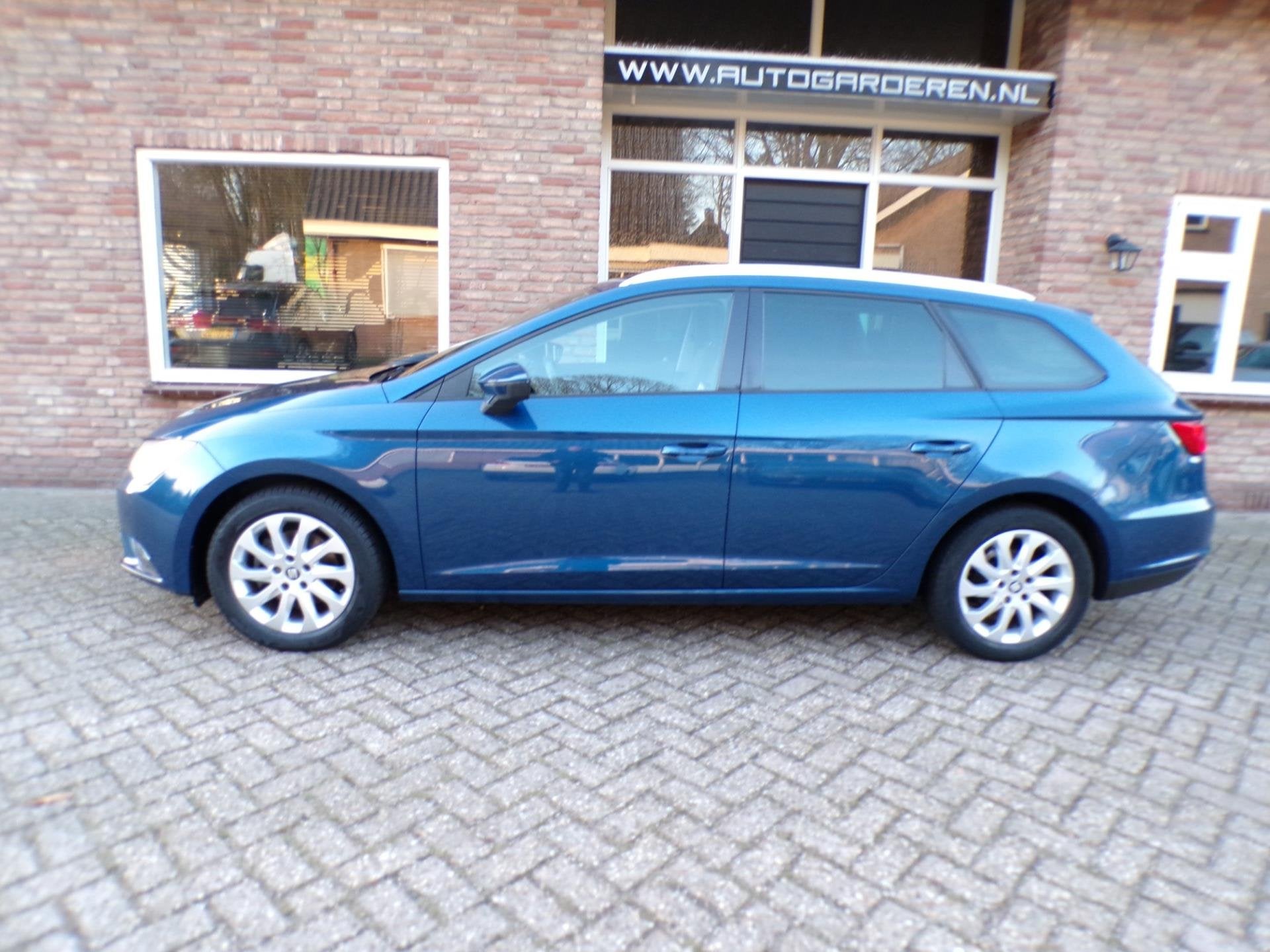 Seat Leon ST 1.2 TSI Style, Auto's, Dealer onderhouden, Stof, Gebruikt, 4 cilinders