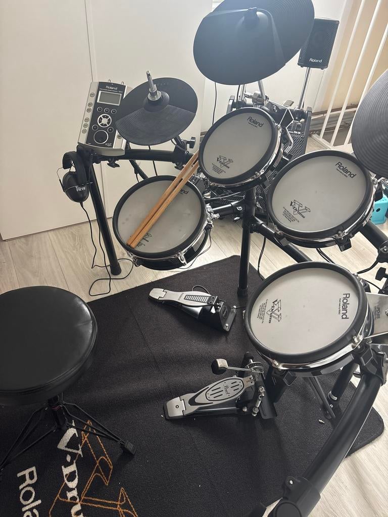 Roland V-Drums TD-9 Elektronisch Drumstel met PM-30, Muziek en Instrumenten, Ophalen, Zo goed als nieuw, Roland, Elektronisch