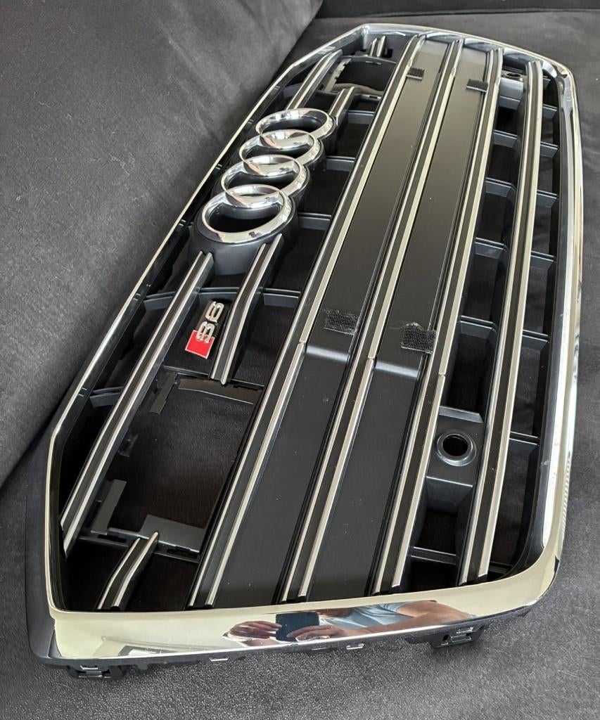 Originele Audi S6 Grill vanaf 2019 in zeer goede staat (C8), Auto-onderdelen, Gebruikt, Voor, Bumper, Audi