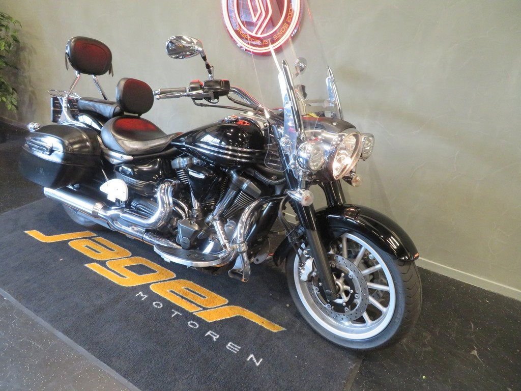 Yamaha XV 1900 MIDNIGHT STAR SUPER FRAAI! (bj 2016), Motoren, Motoren | Yamaha, Bedrijf, Chopper