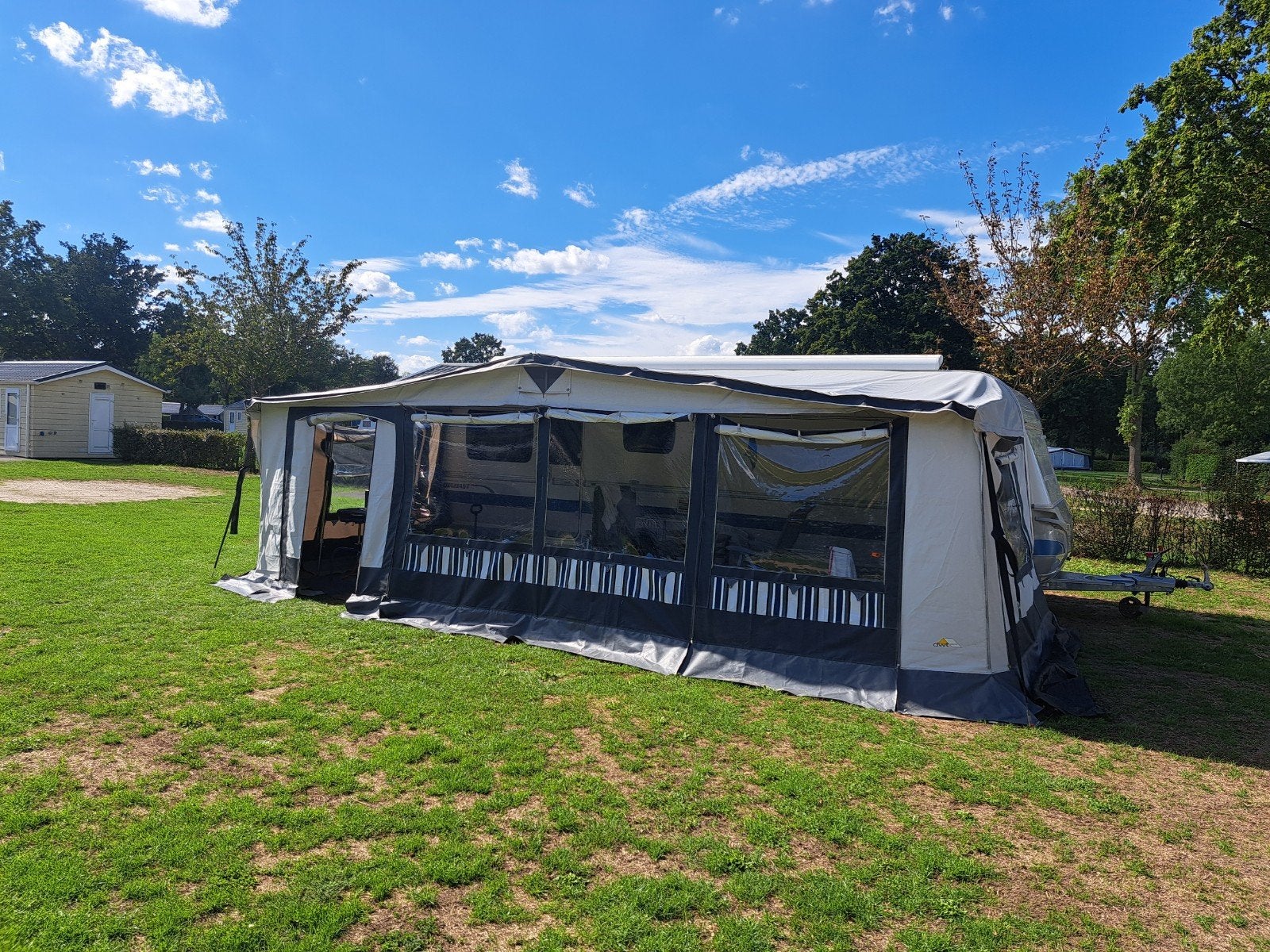 Foto 8 van Fendt Diamant 700 Caravan met DWT voortent