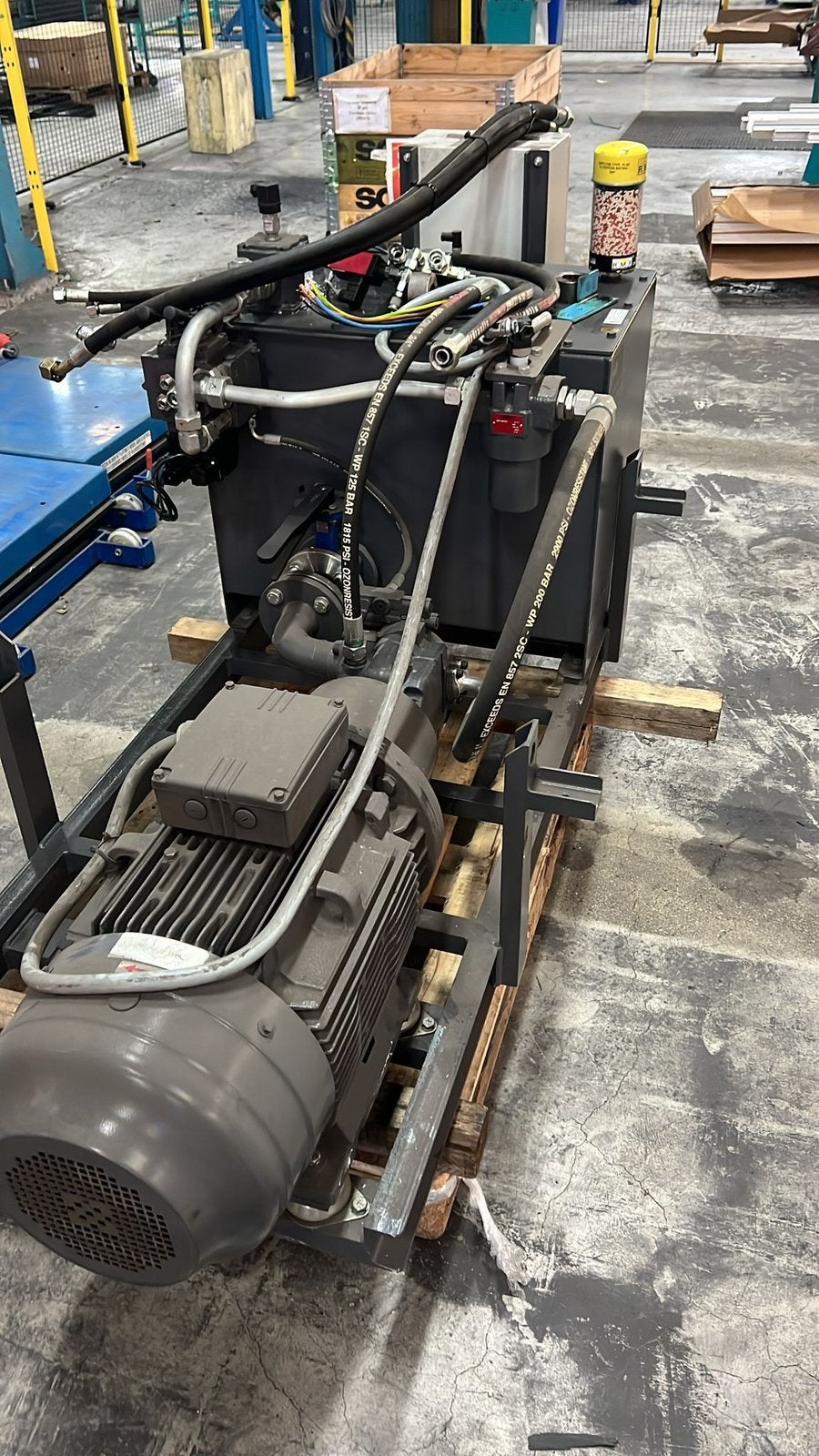 22Kw 126L/m hydrounit pompset elektrisch., Ophalen, Zo goed als nieuw