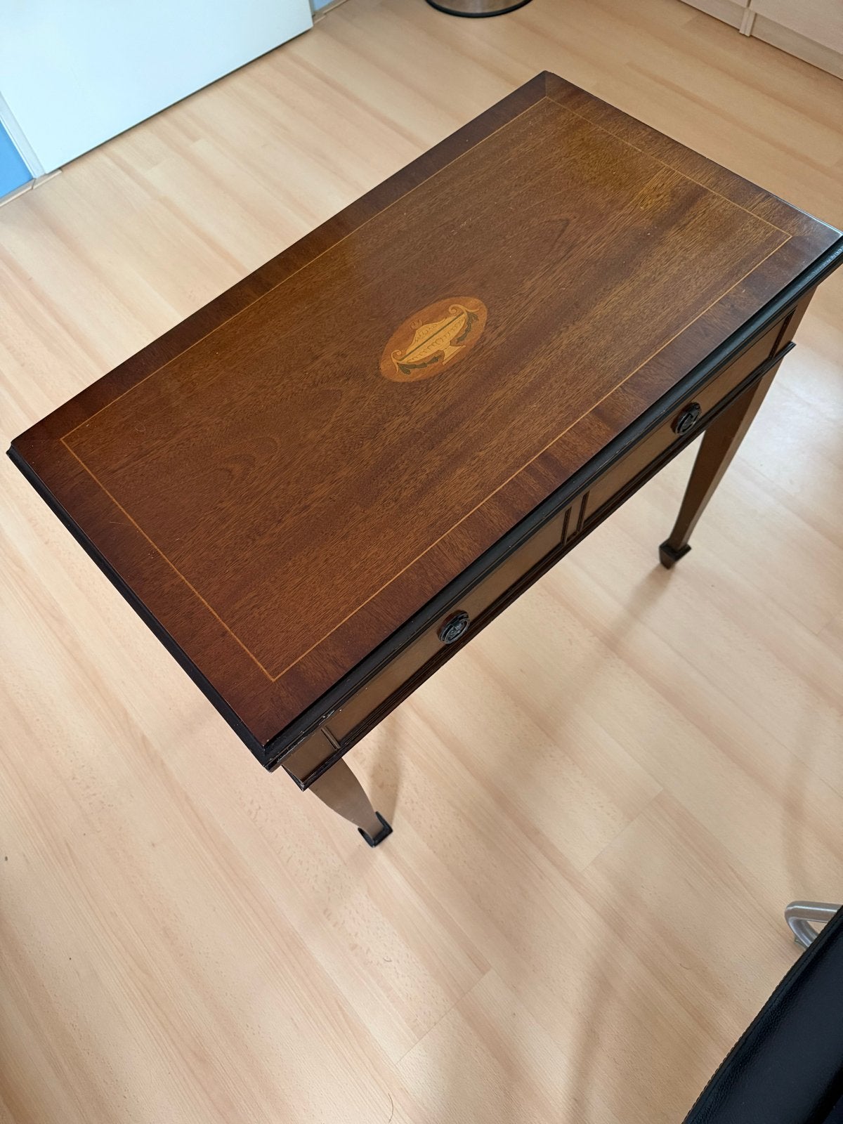 Antieke speeltafel / bijzettafel met inlegwerk, Antiek en Kunst, Ophalen