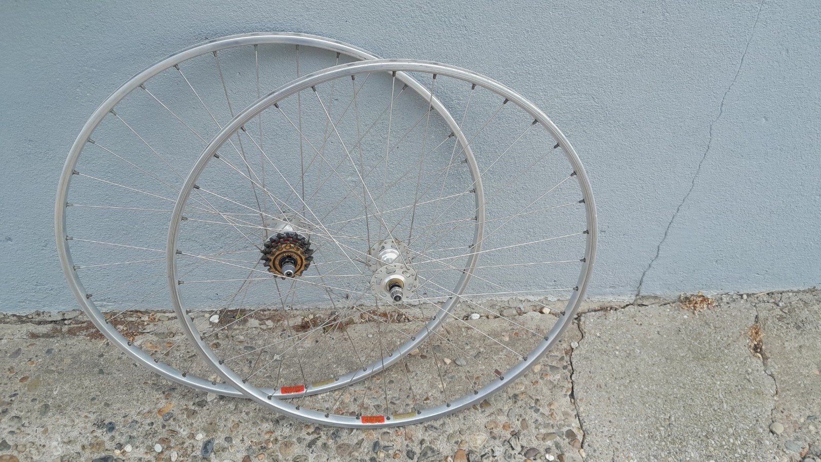 Shimano retro wielen racefiets jaren 70 mavic draadvelgen, Fietsen en Brommers, Fietsonderdelen, Ophalen of Verzenden, Zo goed als nieuw