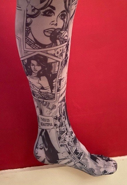 Grijze panty met print, Kleding | Dames, Leggings, Maillots en Panty's, Maat 36/38 (S), Nieuw, Ophalen of Verzenden, Grijs