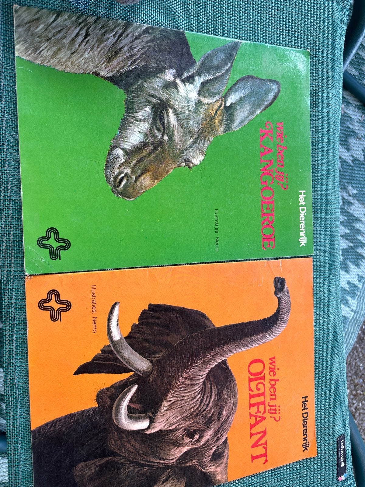 Het Dierenrijk: Kangoeroe & Olifant (2 boeken), Boeken, Ophalen of Verzenden, Gelezen, Non-fictie