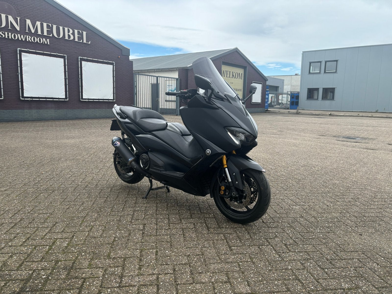 Yamaha TMAX 560 Tech Max termignoni vol opties, Motoren, Motoren | Yamaha, Particulier, Scooter, ABS, Cruise Control, Handvatverwarming