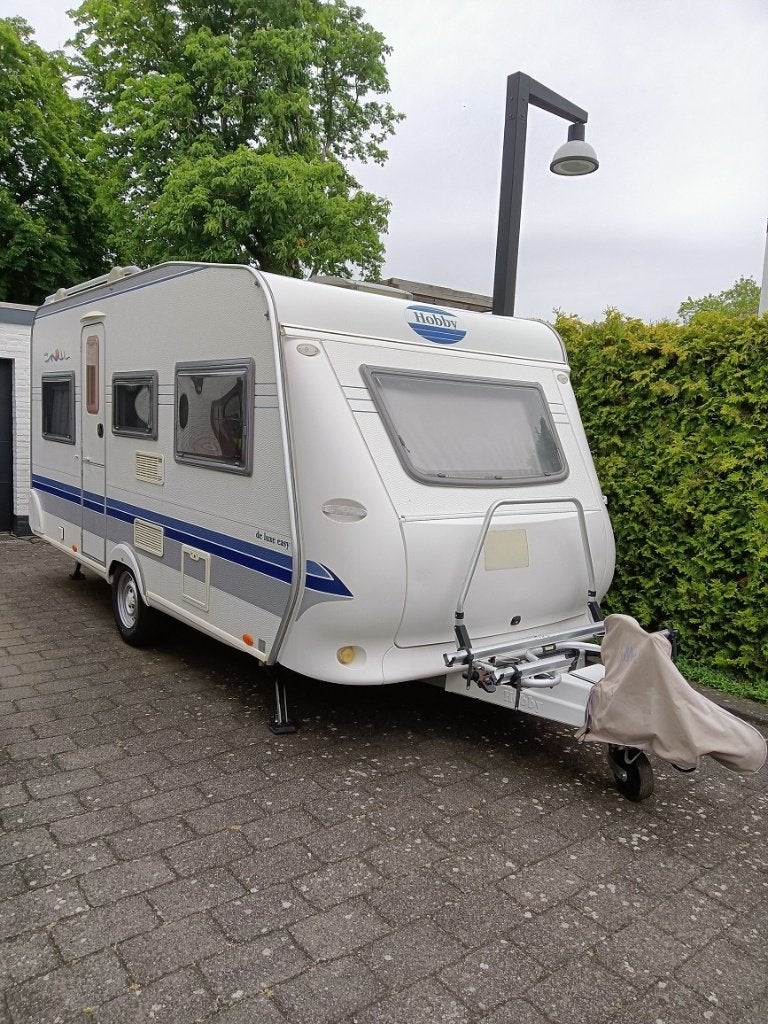 Hobby 450 UB DeLuxe Easy (2005), Caravans en Kamperen, Caravans, Particulier, tot en met 4, 1000 - 1250 kg, Rondzit, Hobby, Dwarsbed