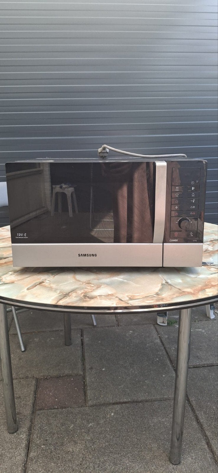 Samsung CE107M Combi-magnetron - Zilver/Zwart, Combimagnetron, Hete lucht, Ophalen of Verzenden, Draaiplateau