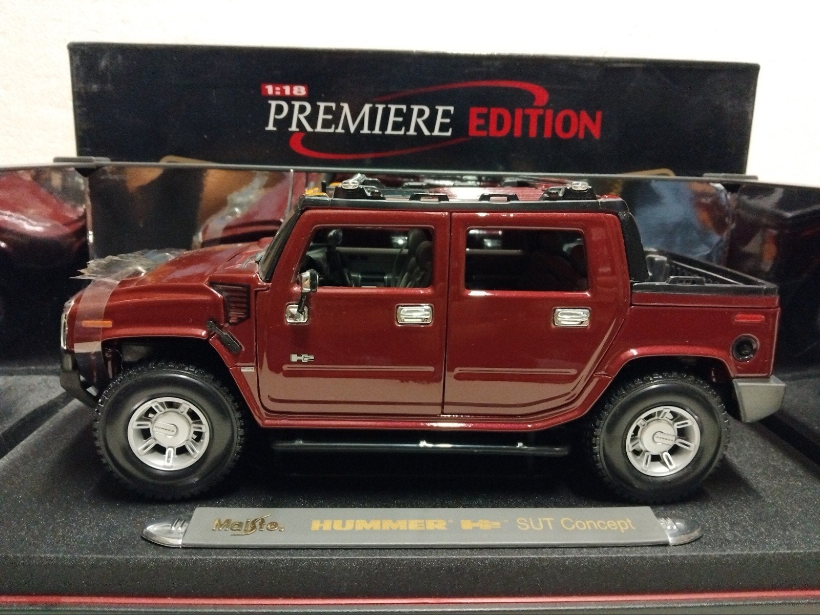 Hummer H2 donkerrood Maisto metal 1:18 KRD, Ophalen of Verzenden, Zo goed als nieuw, Auto, Maisto