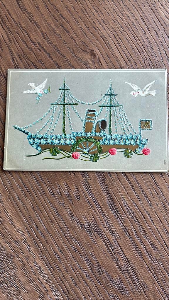 Mooie reliefkaart.Stoomboot,duiven,goudopdruk,klaver,etc, Ophalen of Verzenden, Sterren en Beroemdheden