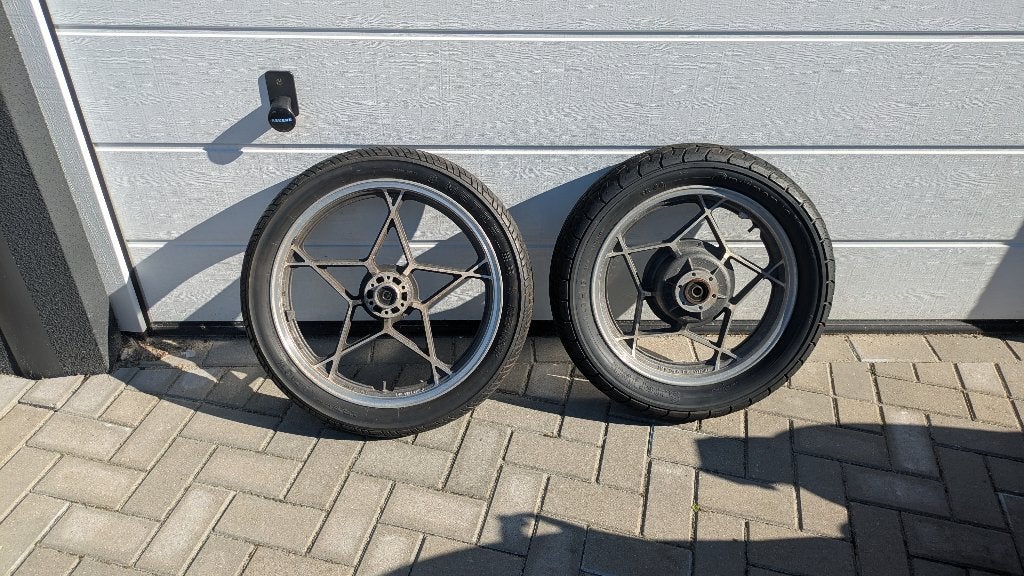 Velgen voor en achter met banden | Suzuki GS 850 GL 1983, Ophalen of Verzenden, Gebruikt