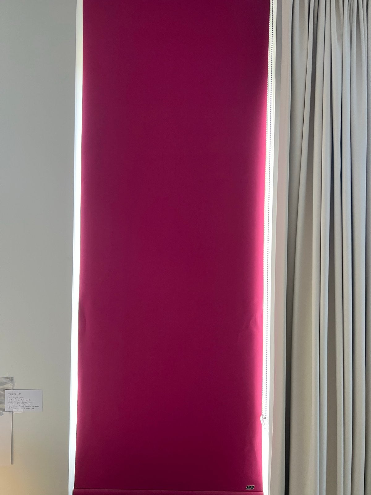 Luxaflex rolgordijnen verduisterend- 2stuks - roze, Ophalen, Inclusief montageonderdelen, 63 cm, 180 cm
