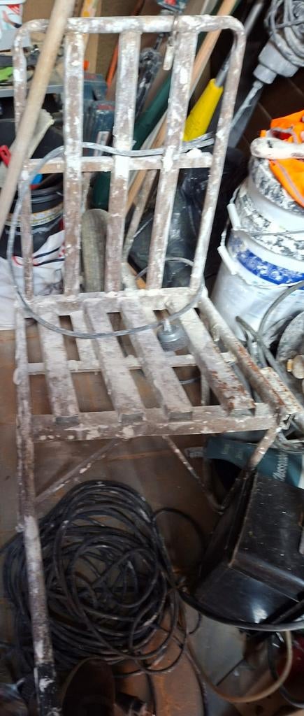 Stenen kruiwagen  gereserveerd, Ophalen, Gebruikt