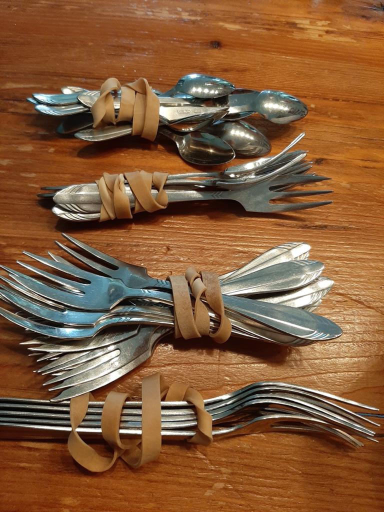 Bestek 581 gero zilmeta. Taartschep, Antiek en Kunst, Antiek | Bestek, Ophalen of Verzenden