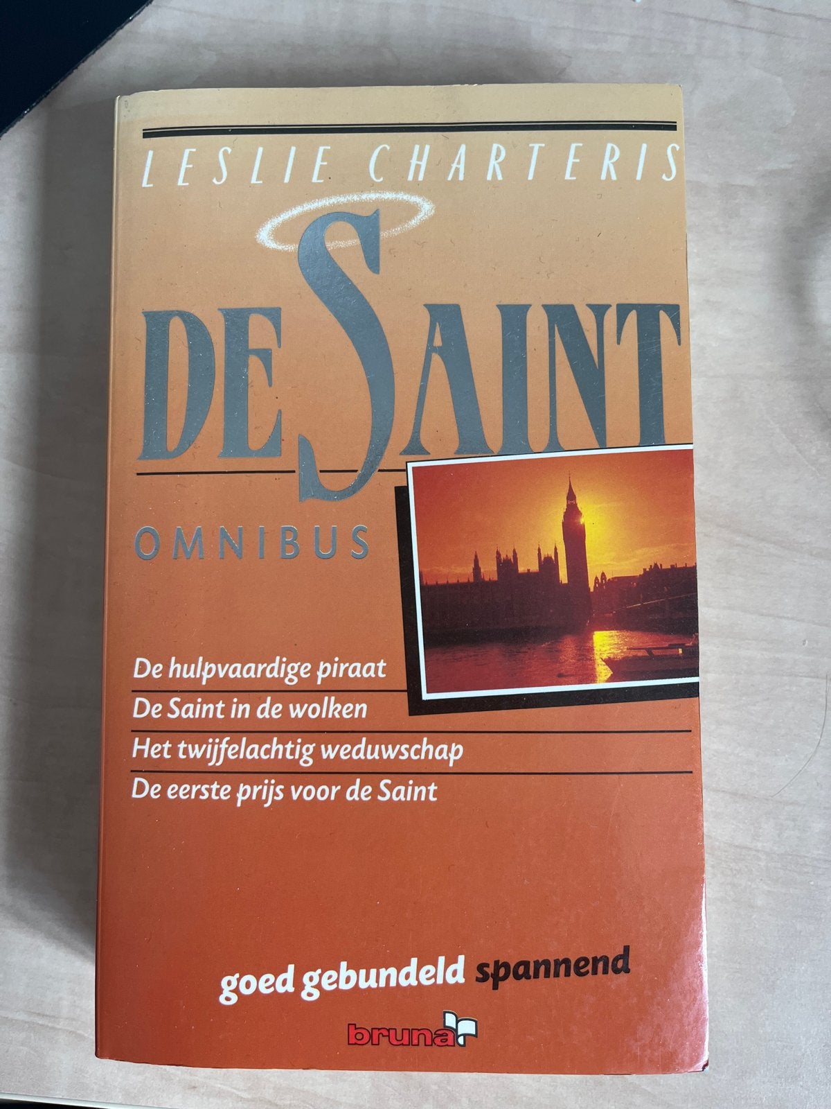 De Saint Omnibus - Leslie Charteris (Bruna), Boeken, Ophalen of Verzenden, Gelezen