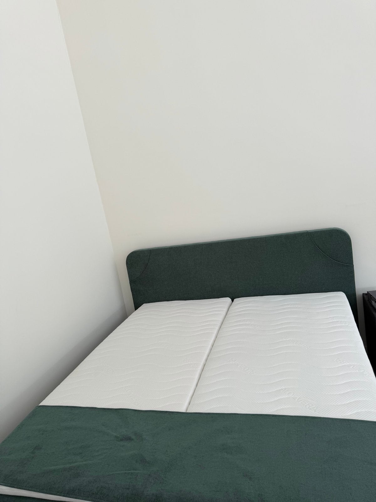 Zo goed als nieuw tweepersoons boxspring bed, Huis en Inrichting, Slaapkamer | Bedden, Ophalen, 200 cm, Stof, 160 cm