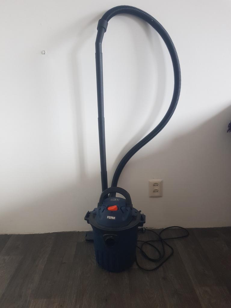 Ferm vacuum cleaner wet en dry, Witgoed en Apparatuur, Ophalen of Verzenden, Gebruikt, Stoomreiniger