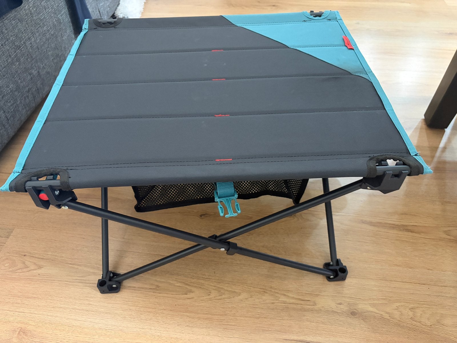 Quechua Decathlon Lage Campingtafel, Ophalen, Zo goed als nieuw, Campingtafel