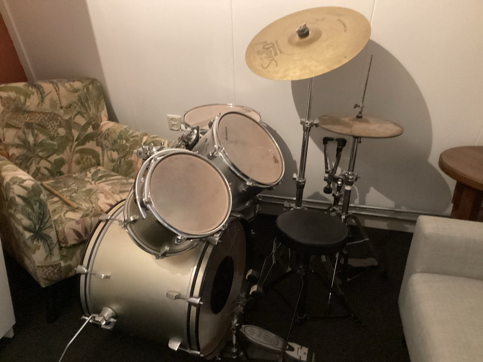 Ludwig drumstel met Pearl pedaal en Schalloch bekkens, Muziek en Instrumenten, Drumstellen en Slagwerk, Gebruikt, Ludwig, Ophalen