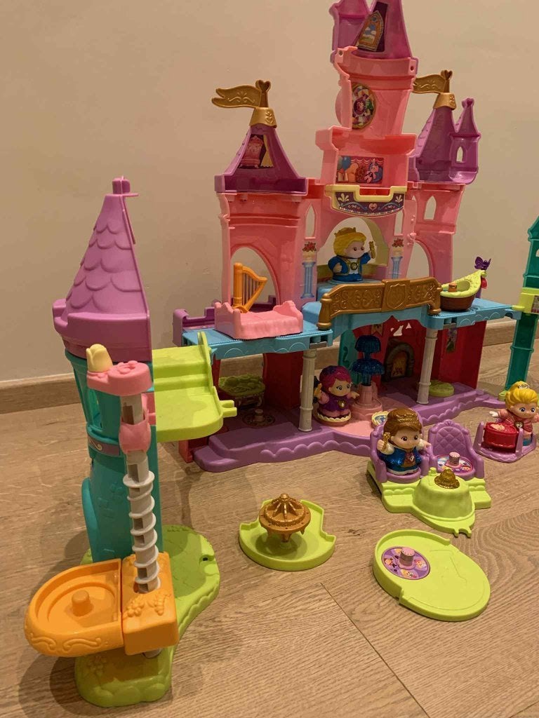 Vtech droomkasteel vrolijke roze vriendjes, Ophalen of Verzenden, 6 maanden tot 2 jaar