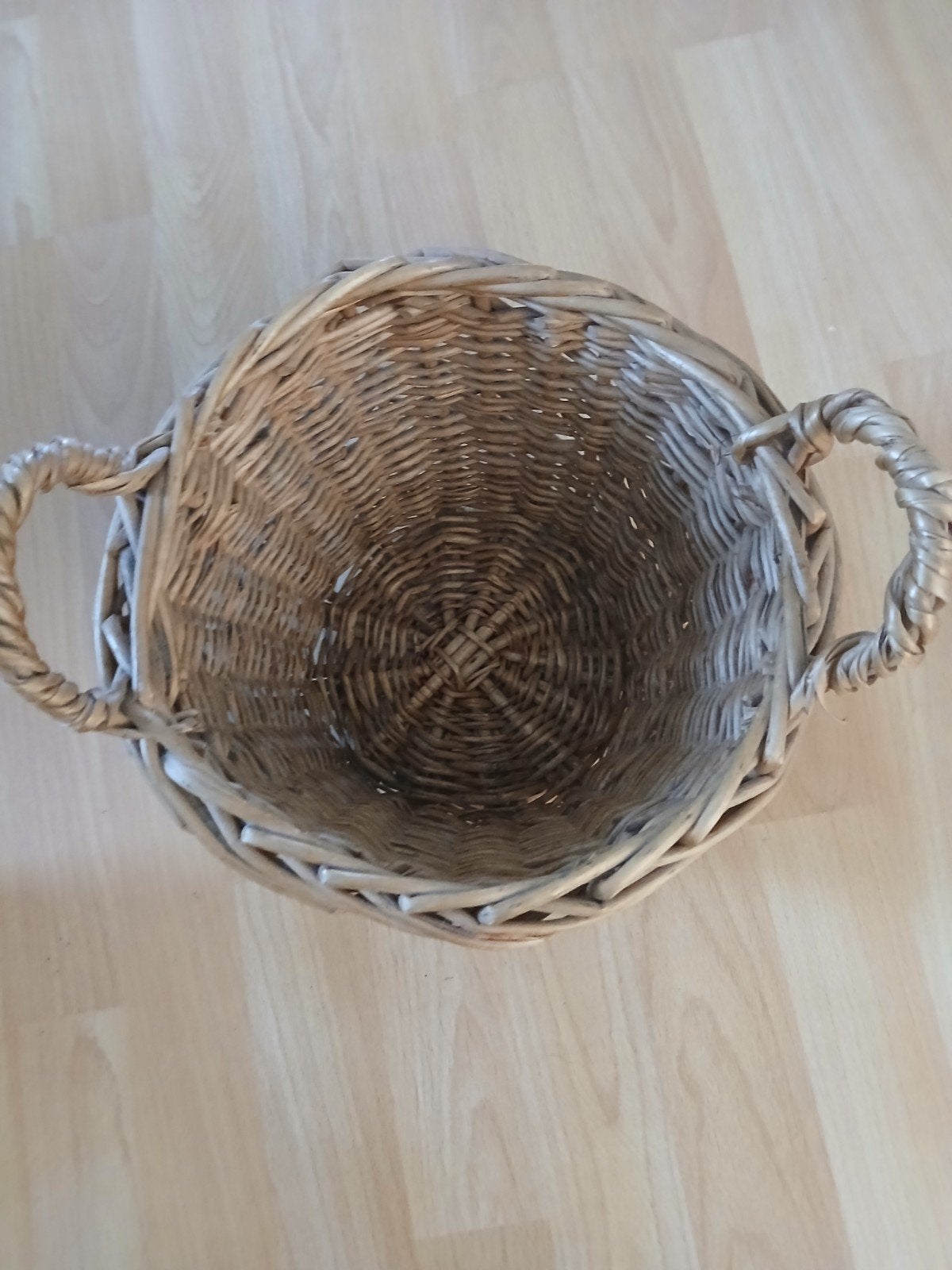 Leuke rieten mand voor plant etc., Huis en Inrichting, Woonaccessoires | Schalen en Manden, Ophalen, Met handvatten, Mand, Rond