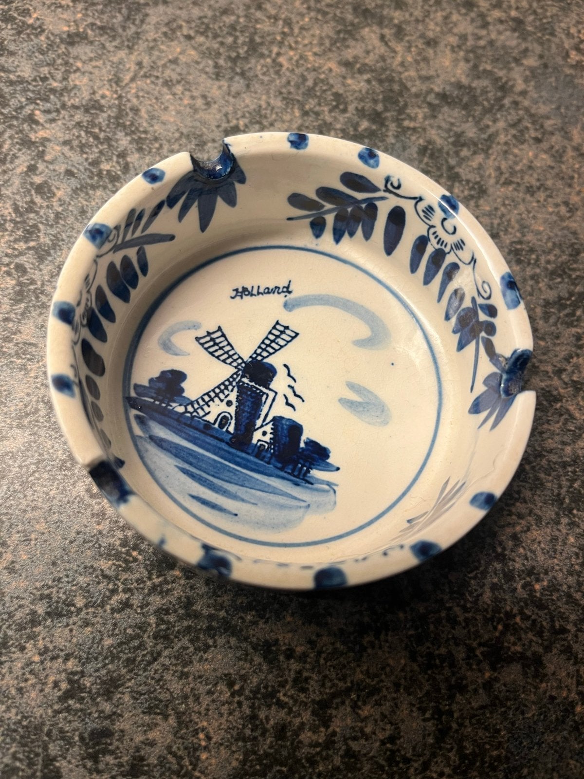 Delfts Blauw Asbakje met Molen - Holland Souvenir, Ophalen of Verzenden
