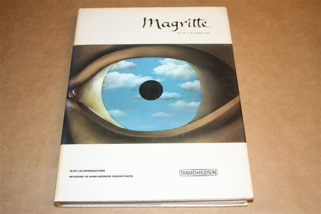 Prachtig boek over de werken van Magritte., Ophalen of Verzenden, Gelezen